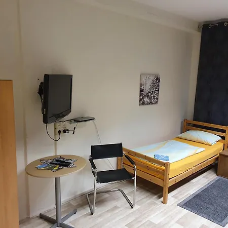 Monteurzimmer Апартаменты Siebenlehn